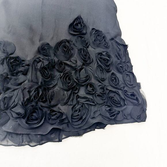 Talbots Petite Silk Black Flower Adorned Pencil Skirt Size 10 - Picture 3 of 6